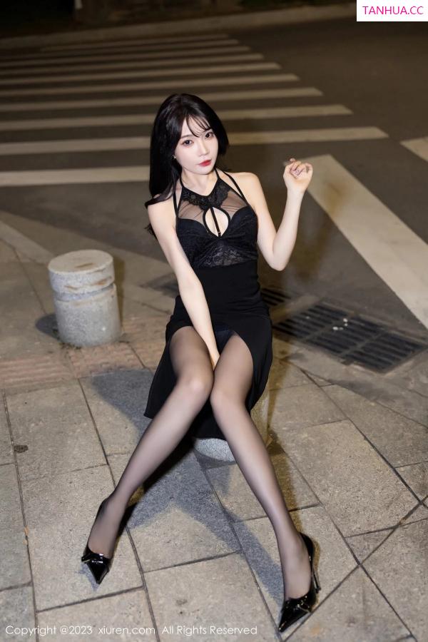 陈芝 芝芝Booty [XiuRen]高清写真图 2023.12.15 No.7820 徐莉芝Booty 黑丝美腿第13张图片